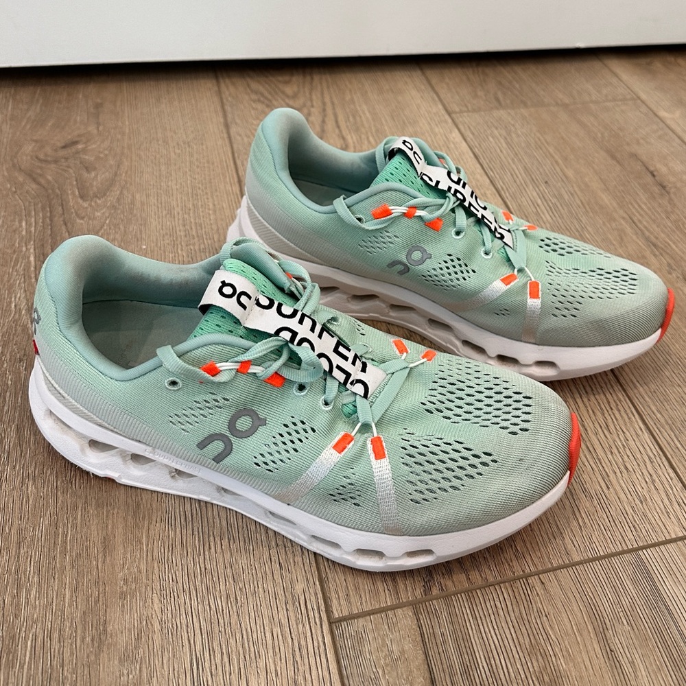 On Cloudsurfer